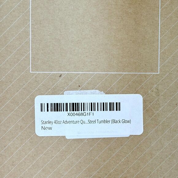 NIB Stanley The Quencher H2.0 Flowstate Tumbler 40oz in Black Glow - Picture 12 of 12